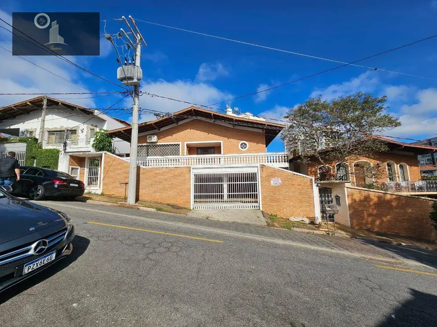 Foto 3 de Casa com 3 quartos à venda, 480m2 em Centro, Vinhedo - SP