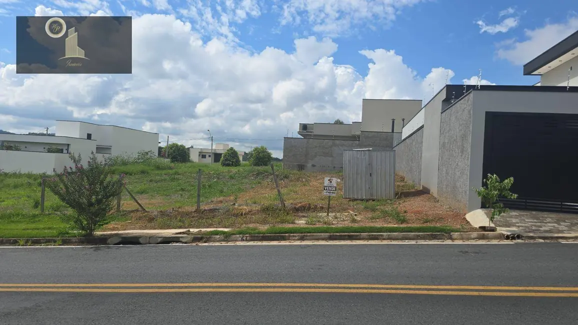 Foto 1 de Terreno / Lote à venda, 250m2 em Pinheirinho, Vinhedo - SP