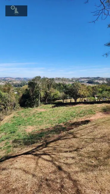 Foto 1 de Terreno / Lote à venda, 1663m2 em Louveira - SP