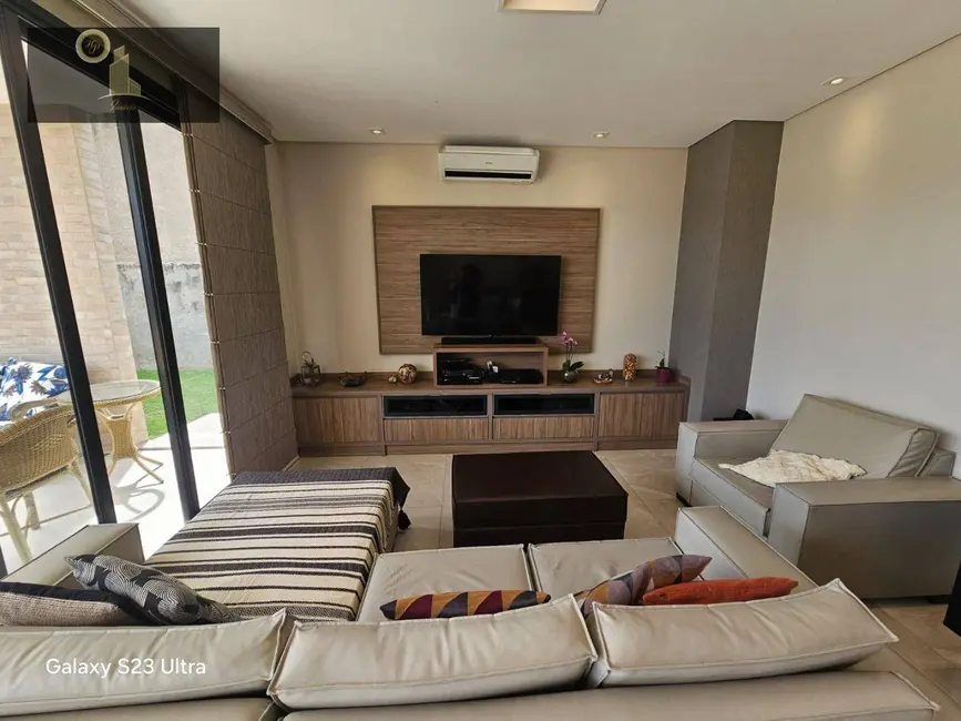 Foto 9 de Casa de Condomínio com 3 quartos à venda, 800m2 em Vinhedo - SP