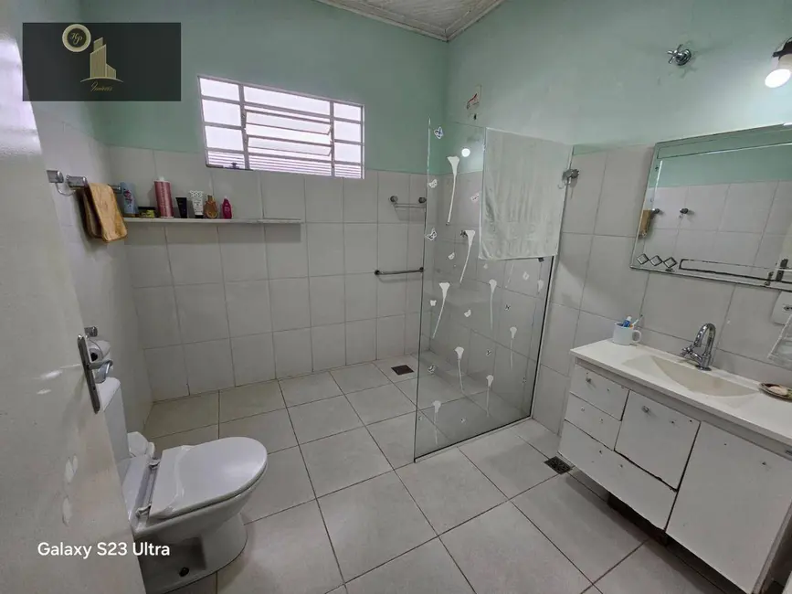 Foto 8 de Casa com 2 quartos à venda, 277m2 em Centro, Vinhedo - SP