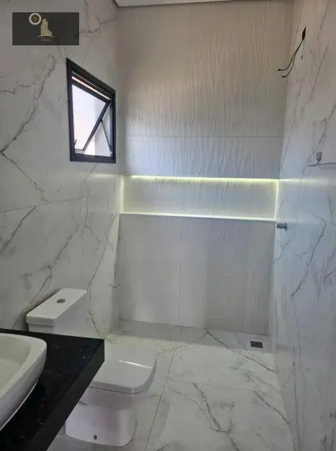 Foto 7 de Casa de Condomínio com 4 quartos à venda, 300m2 em Louveira - SP