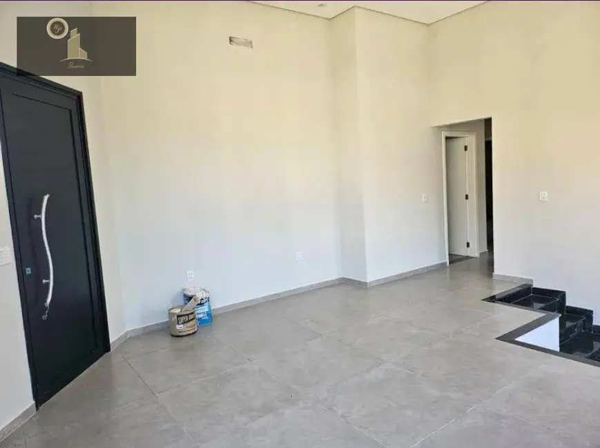 Foto 2 de Casa de Condomínio com 4 quartos à venda, 300m2 em Louveira - SP
