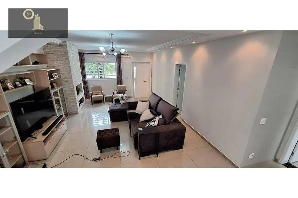 Foto 3 de Casa de Condomínio com 3 quartos para alugar, 600m2 em Louveira - SP