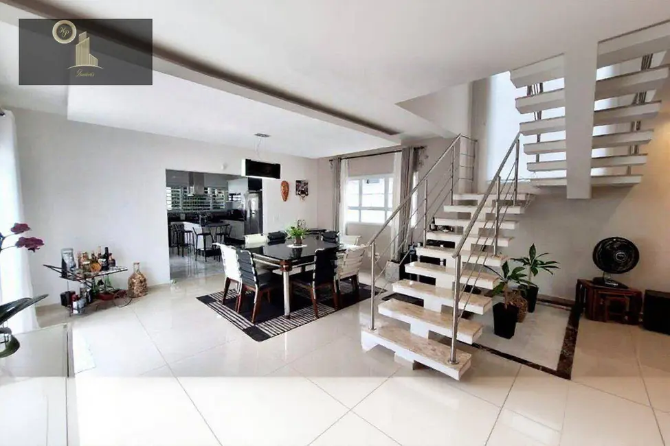 Foto 4 de Casa de Condomínio com 3 quartos para alugar, 600m2 em Louveira - SP