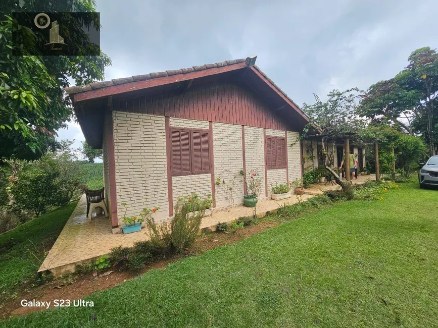 Foto 3 de Casa de Condomínio com 3 quartos à venda, 27000m2 em Caixa D´Água, Vinhedo - SP