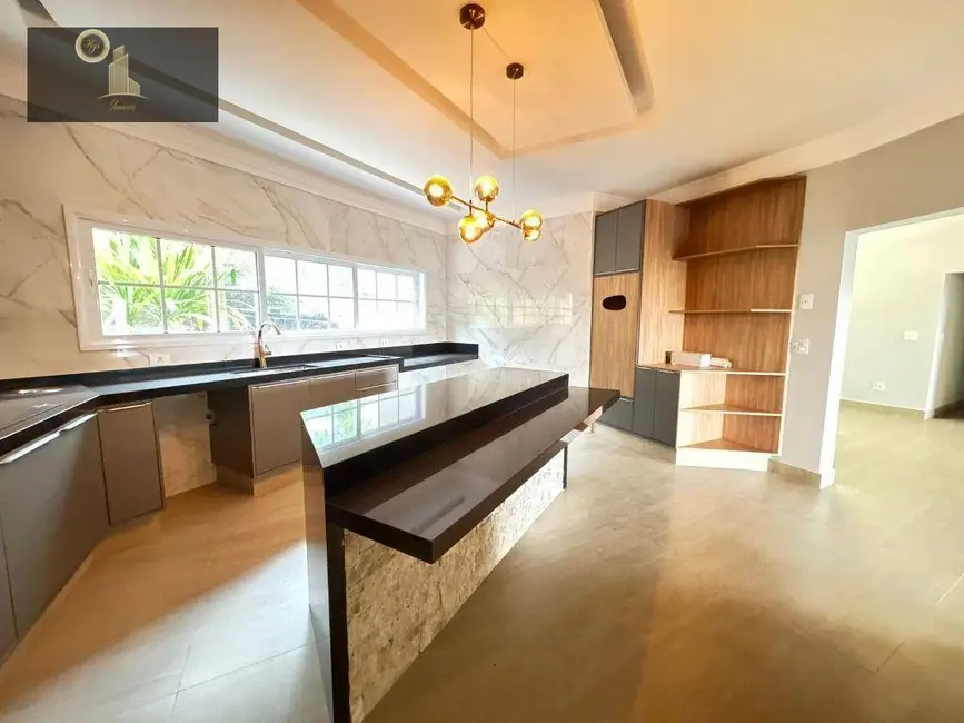 Foto 3 de Casa de Condomínio com 4 quartos à venda, 1616m2 em Louveira - SP