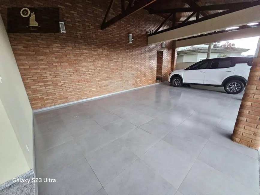 Foto 3 de Casa de Condomínio com 4 quartos à venda, 825m2 em Marambaia, Vinhedo - SP