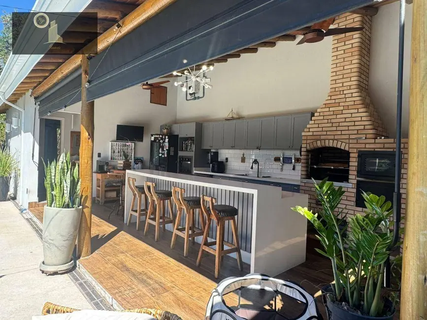 Foto 3 de Casa com 3 quartos à venda, 905m2 em Pinheirinho, Vinhedo - SP