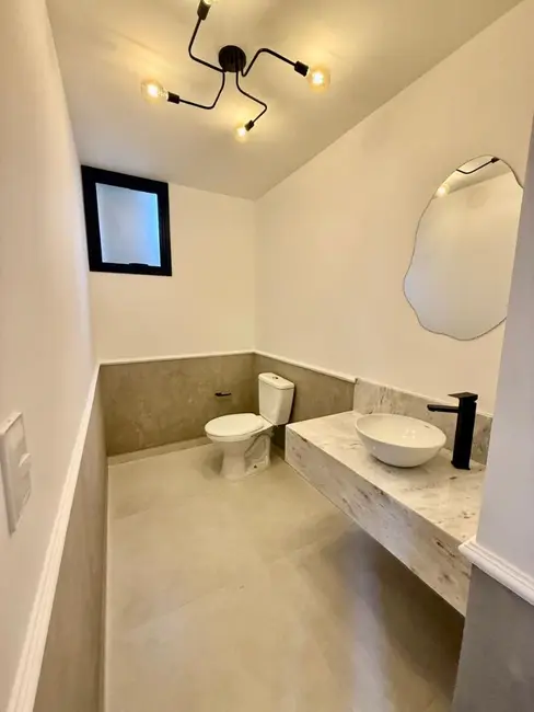 Foto 8 de Casa de Condomínio com 2 quartos para alugar, 120m2 em Louveira - SP