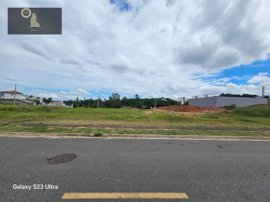 Foto 1 de Terreno / Lote à venda, 250m2 em Marambaia, Vinhedo - SP