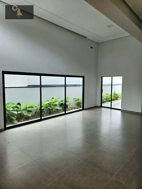 Foto 9 de Casa de Condomínio com 3 quartos para alugar, 450m2 em Louveira - SP