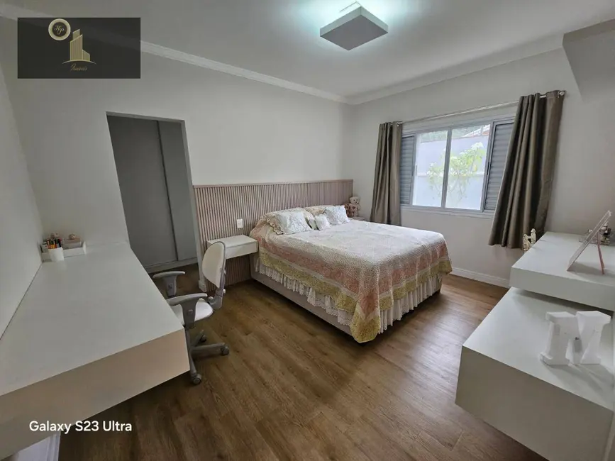 Foto 7 de Casa de Condomínio com 3 quartos à venda, 1000m2 em Vinhedo - SP