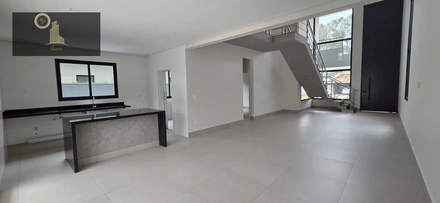 Foto 6 de Casa de Condomínio com 3 quartos à venda, 480m2 em Louveira - SP