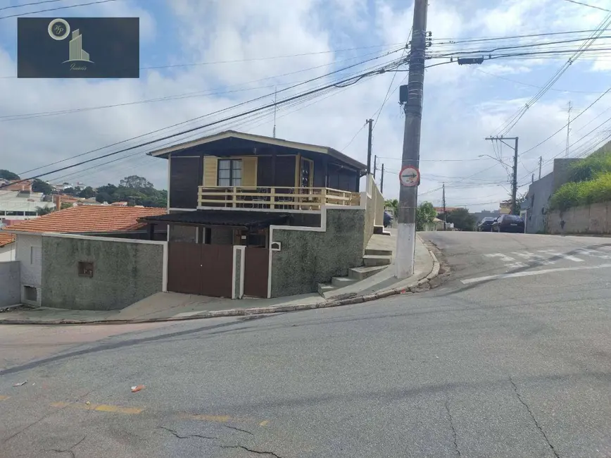 Casa com 2 quartos à venda, 150m2 em Centro, Vinhedo - SP - imagem 2 Foto 2 de Casa com 2 quartos à venda, 150m2 em Centro, Vinhedo - SP