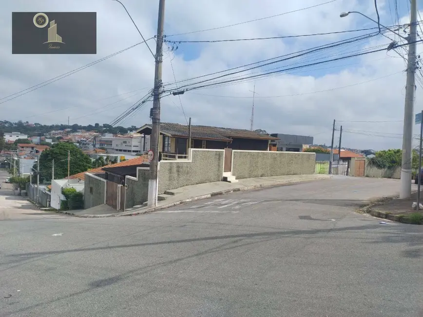 Casa com 2 quartos à venda, 150m2 em Centro, Vinhedo - SP - imagem 3 Foto 3 de Casa com 2 quartos à venda, 150m2 em Centro, Vinhedo - SP