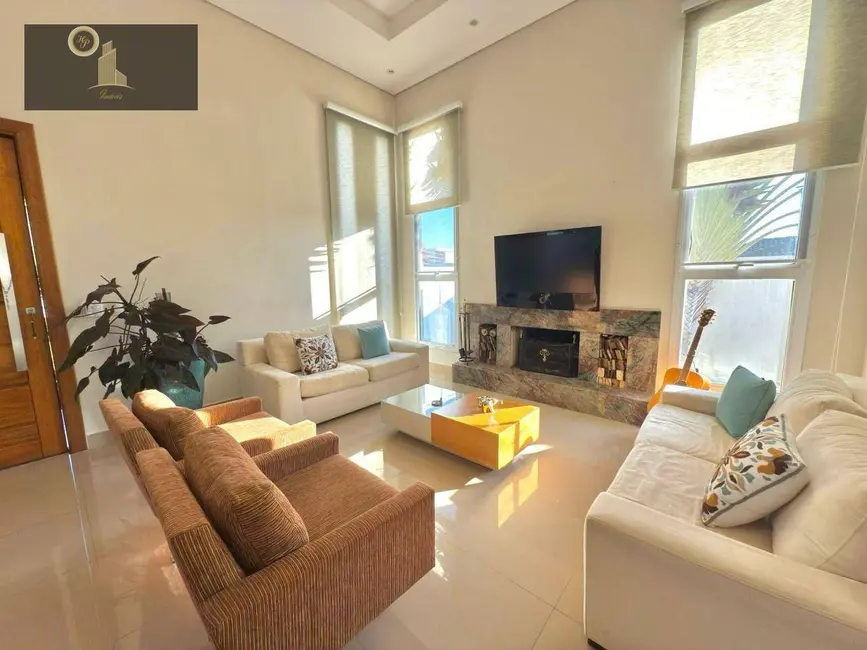 Foto 6 de Casa de Condomínio com 3 quartos à venda e para alugar, 800m2 em Santa Cândida, Vinhedo - SP