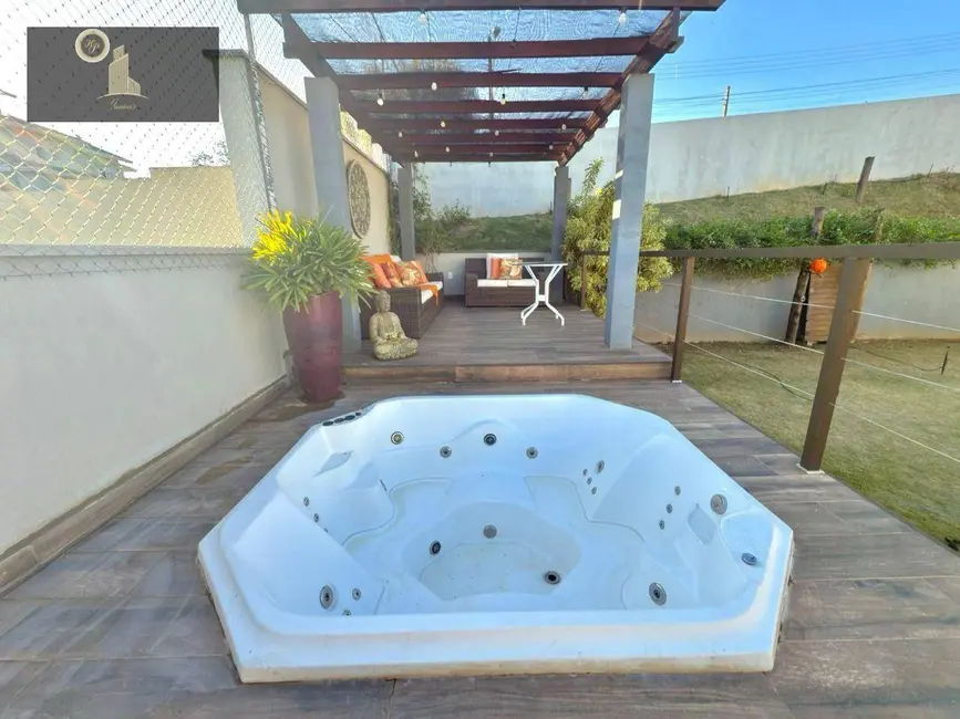Foto 8 de Casa de Condomínio com 3 quartos à venda e para alugar, 800m2 em Santa Cândida, Vinhedo - SP