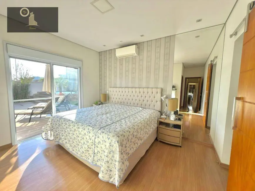 Foto 5 de Casa de Condomínio com 3 quartos à venda e para alugar, 800m2 em Santa Cândida, Vinhedo - SP