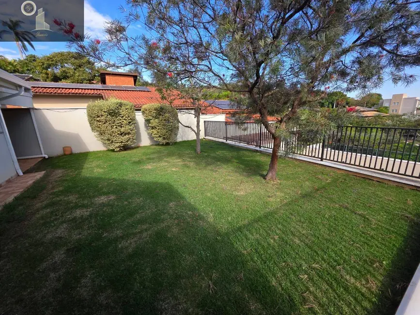 Foto 9 de Casa de Condomínio com 3 quartos à venda, 880m2 em Marambaia, Vinhedo - SP
