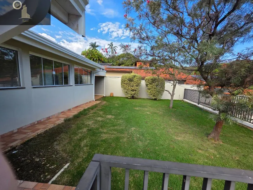 Foto 3 de Casa de Condomínio com 3 quartos à venda, 880m2 em Marambaia, Vinhedo - SP