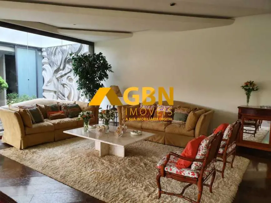 Foto 1 de Casa com 5 quartos à venda, 1300m2 em São Paulo - SP