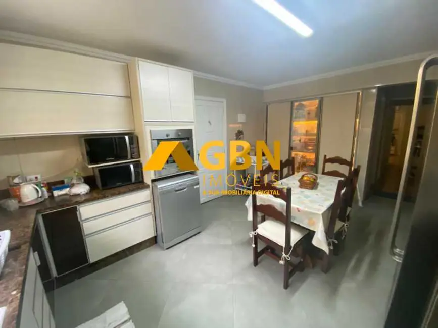 Foto 7 de Casa com 2 quartos à venda, 202m2 em São Paulo - SP