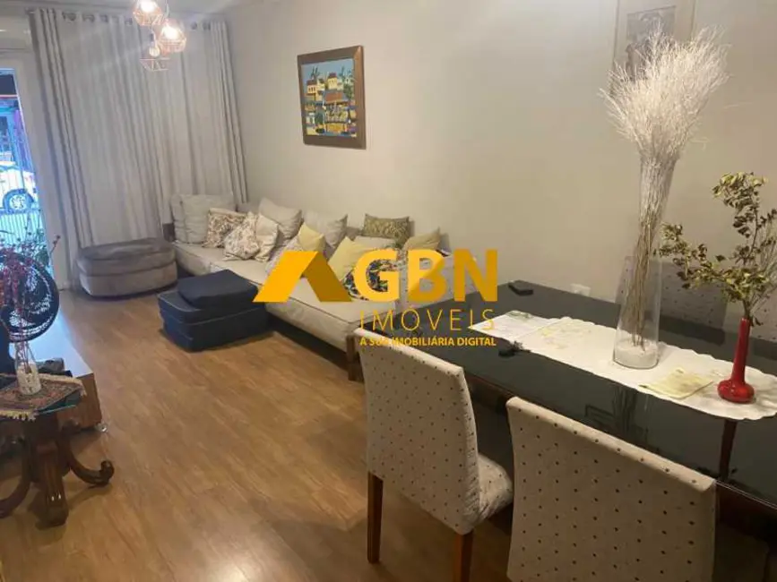 Foto 3 de Casa com 2 quartos à venda, 202m2 em São Paulo - SP