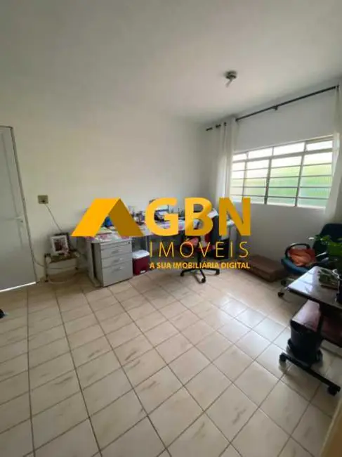 Casa Comercial com 4 quartos à venda, 390m2 em São Paulo - SP - imagem 3 Foto 3 de Casa Comercial com 4 quartos à venda, 390m2 em São Paulo - SP