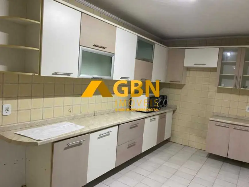 Foto 4 de Casa com 4 quartos à venda, 250m2 em São Paulo - SP