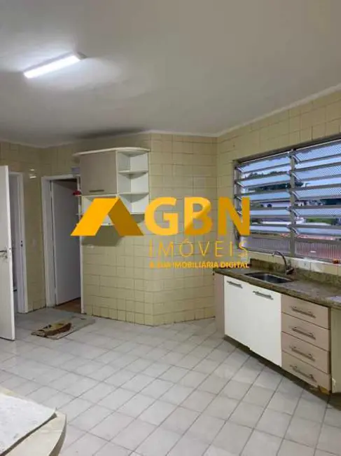 Foto 5 de Casa com 4 quartos à venda, 250m2 em São Paulo - SP