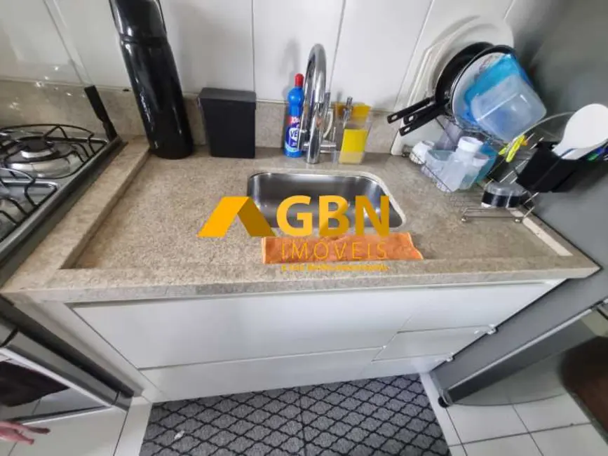 Foto 8 de Apartamento com 2 quartos à venda, 44m2 em Taboao Da Serra - SP