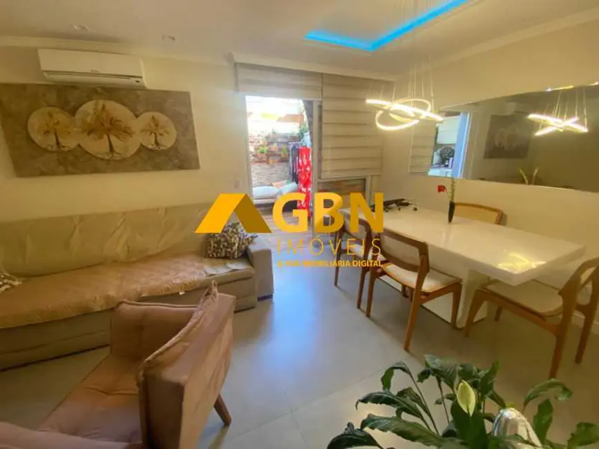 Casa de Condomínio com 3 quartos à venda, 110m2 em São Paulo - SP - imagem 1 Foto 1 de Casa de Condomínio com 3 quartos à venda, 110m2 em São Paulo - SP