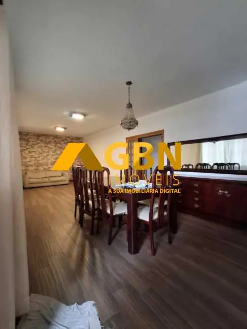 Foto 1 de Casa com 5 quartos à venda, 250m2 em São Paulo - SP