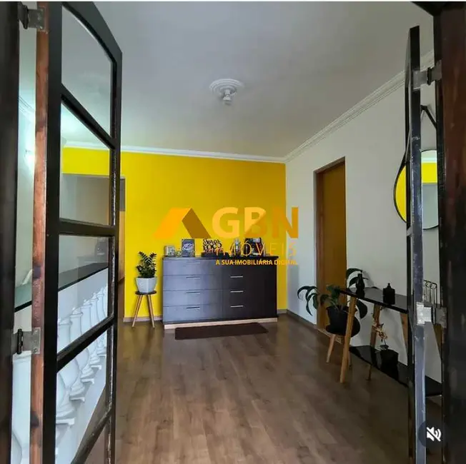 Foto 3 de Casa com 2 quartos à venda, 90m2 em Itapecerica Da Serra - SP