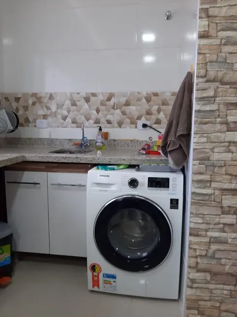 Casa com 2 quartos à venda em Canto do Forte, Praia Grande - SP - imagem 7 Foto 7 de Casa com 2 quartos à venda em Canto do Forte, Praia Grande - SP