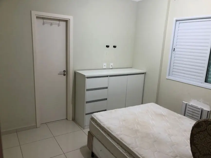 Foto 2 de Apartamento com 2 quartos à venda, 70m2 em Praia Grande - SP