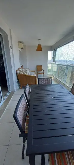 Apartamento com 3 quartos para alugar, 132m2 em José Menino, Santos - SP - imagem 8 Foto 8 de Apartamento com 3 quartos para alugar, 132m2 em José Menino, Santos - SP
