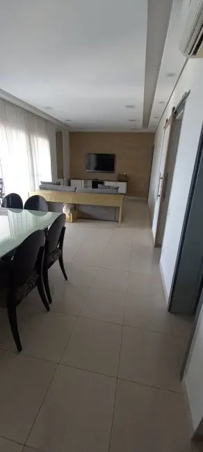 Apartamento com 3 quartos para alugar, 132m2 em José Menino, Santos - SP - imagem 9 Foto 9 de Apartamento com 3 quartos para alugar, 132m2 em José Menino, Santos - SP