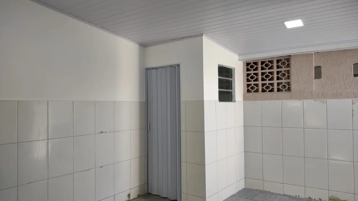 Foto 4 de Casa com 2 quartos à venda, 68m2 em Maracanã, Praia Grande - SP