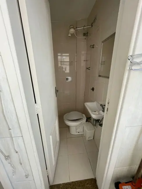 Apartamento com 3 quartos para alugar, 150m2 em José Menino, Santos - SP - imagem 4 Foto 4 de Apartamento com 3 quartos para alugar, 150m2 em José Menino, Santos - SP