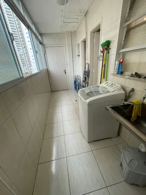 Apartamento com 3 quartos para alugar, 150m2 em José Menino, Santos - SP - imagem 3 Foto 3 de Apartamento com 3 quartos para alugar, 150m2 em José Menino, Santos - SP