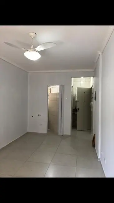 Foto 1 de Kitnet à venda, 41m2 em Itararé, Sao Vicente - SP