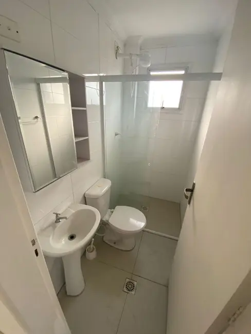 Apartamento com 2 quartos para alugar, 74m2 em Praia Grande - SP - imagem 8 Foto 8 de Apartamento com 2 quartos para alugar, 74m2 em Praia Grande - SP