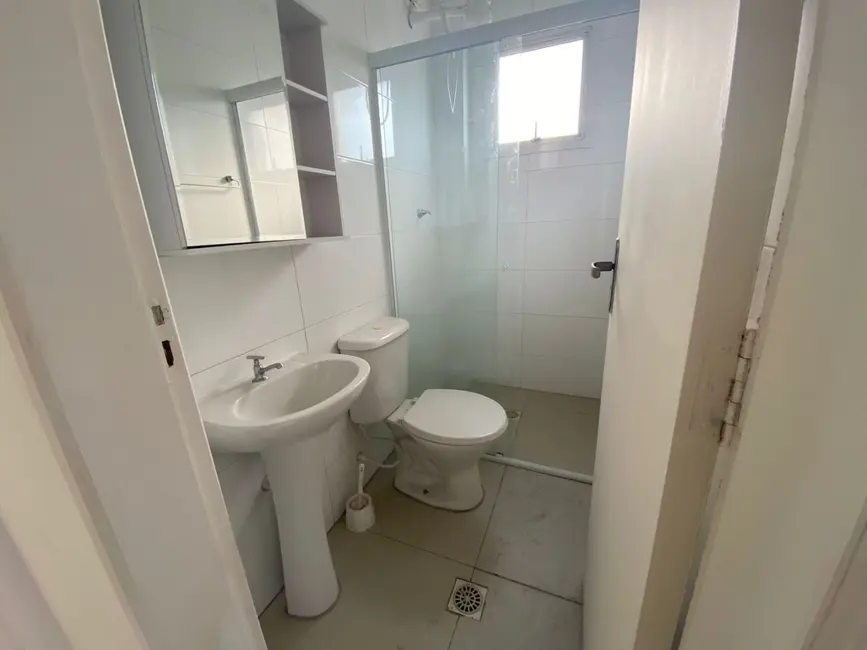 Apartamento com 2 quartos para alugar, 74m2 em Praia Grande - SP - imagem 9 Foto 9 de Apartamento com 2 quartos para alugar, 74m2 em Praia Grande - SP