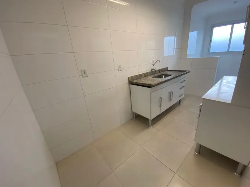 Apartamento com 2 quartos para alugar, 74m2 em Praia Grande - SP - imagem 3 Foto 3 de Apartamento com 2 quartos para alugar, 74m2 em Praia Grande - SP