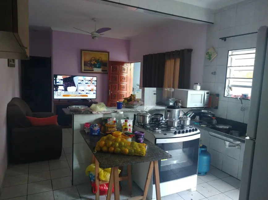 Casa com 3 quartos para alugar, 125m2 em Sítio do Campo, Praia Grande - SP - imagem 7 Foto 7 de Casa com 3 quartos para alugar, 125m2 em Sítio do Campo, Praia Grande - SP