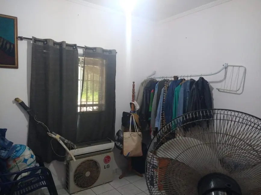 Casa com 3 quartos para alugar, 125m2 em Sítio do Campo, Praia Grande - SP - imagem 2 Foto 2 de Casa com 3 quartos para alugar, 125m2 em Sítio do Campo, Praia Grande - SP