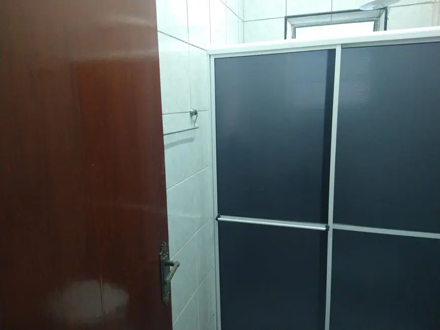 Casa com 3 quartos para alugar, 125m2 em Sítio do Campo, Praia Grande - SP - imagem 5 Foto 5 de Casa com 3 quartos para alugar, 125m2 em Sítio do Campo, Praia Grande - SP