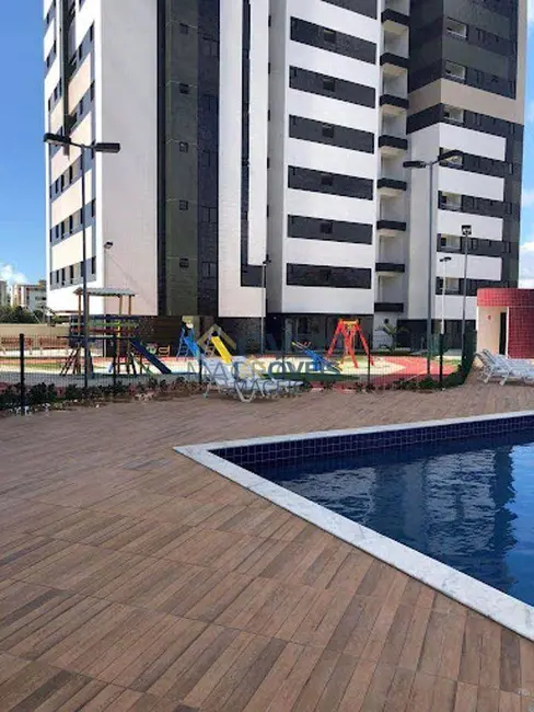 Foto 2 de Apartamento com 3 quartos à venda, 73m2 em Barro Duro, Maceio - AL